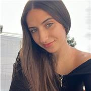 Estudiante de doble grado en Derecho y Relaciones laborales, con experiencia en clases particulares y pasión por la enseñanza.